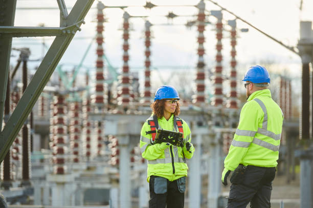 Best Circuit Breaker Repair  in Hanford, CA